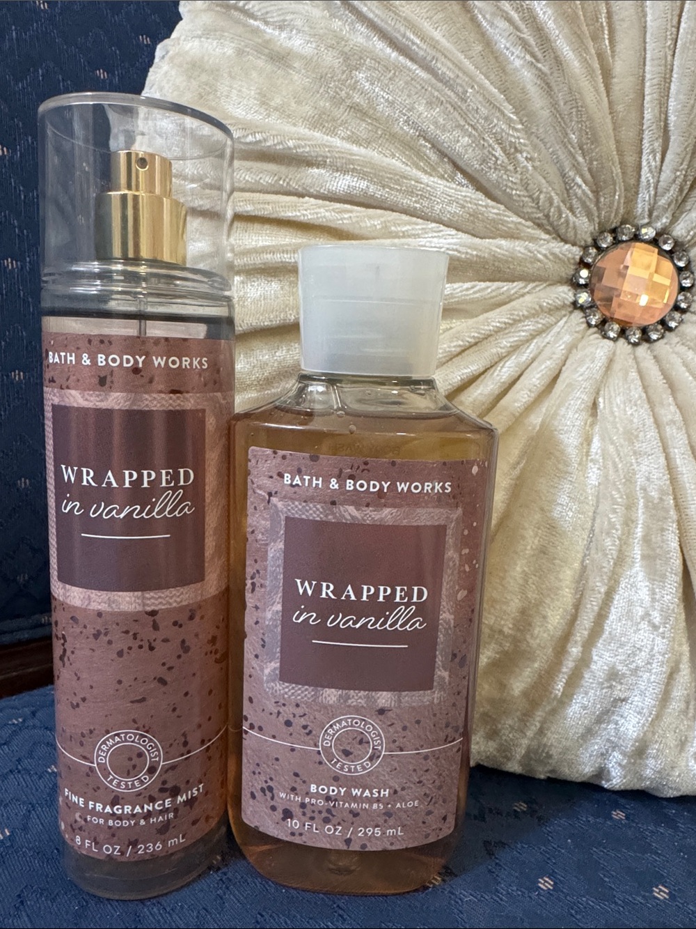 Bath & Body Works Wrapped in Vanilla Fragrance Mist & Body Wash - Brown